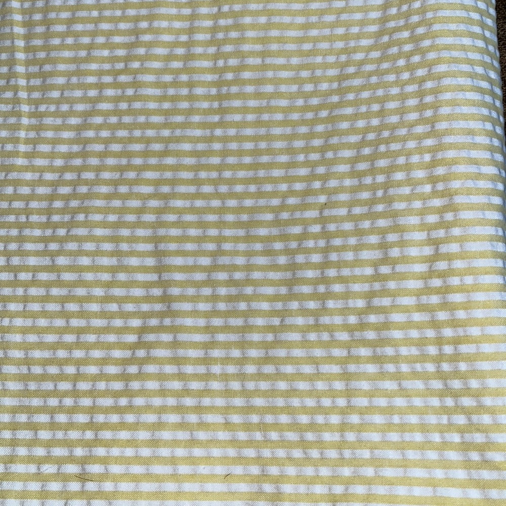 Yellow Cotton Seersucker Fabric One Yard - Picture 2 of 3
